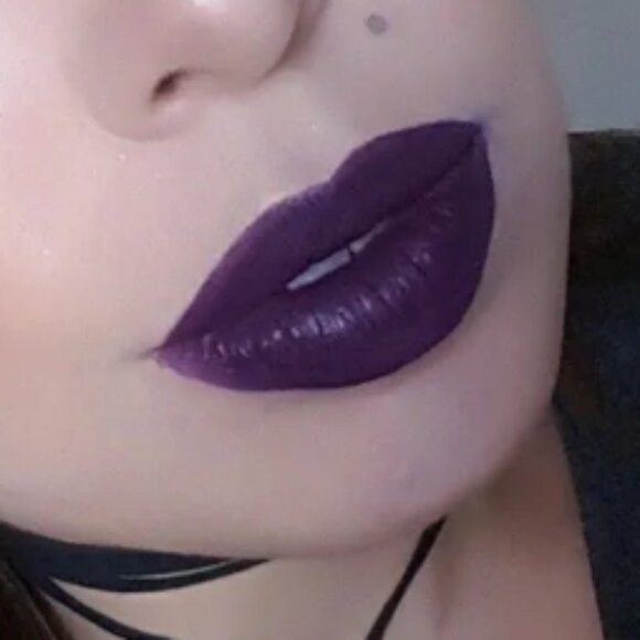 NEW NYX PROFESSIONAL MAKEUP Liquid Suede Cream Lipstick Subersive Socialite L5CL - Picture 3 of 5